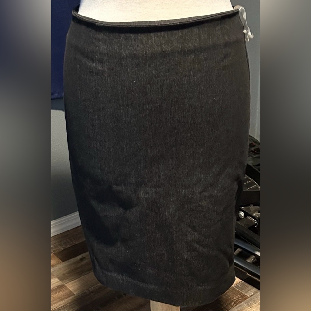 Saks Fifth Avenue Charcoal Pencil Skirt Size 2